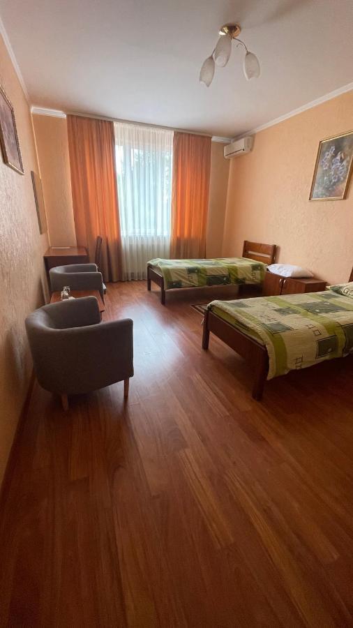 Yunist Otel İvano-Frankivsk Dış mekan fotoğraf