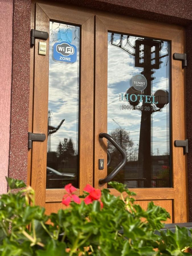 Yunist Otel İvano-Frankivsk Dış mekan fotoğraf