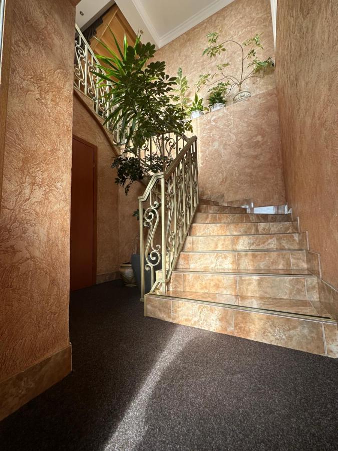 Yunist Otel İvano-Frankivsk Dış mekan fotoğraf