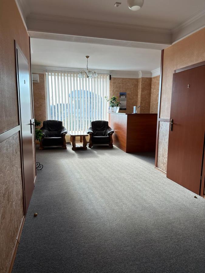 Yunist Otel İvano-Frankivsk Dış mekan fotoğraf
